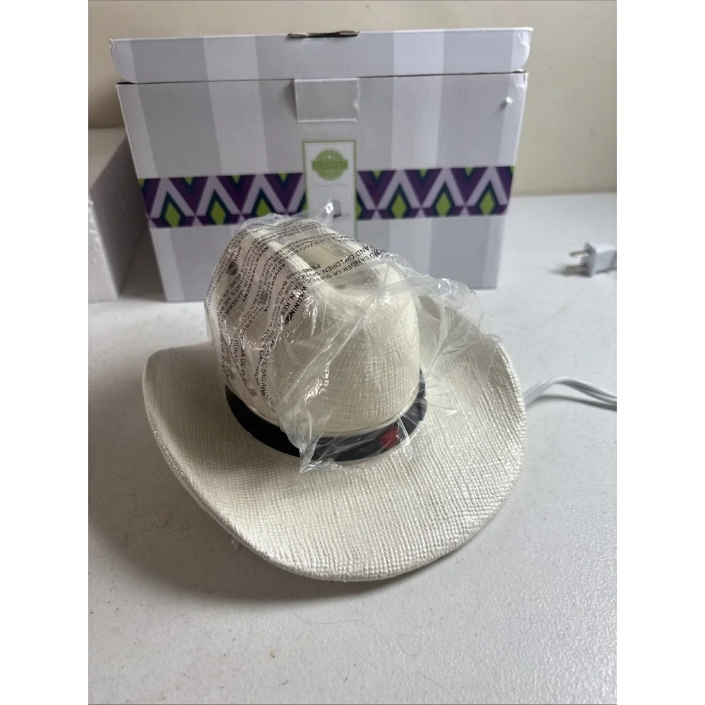 Scentsy COUNTRY BORN Cowboy Hat Warmer  Rare & Retired‎ NIB!!
